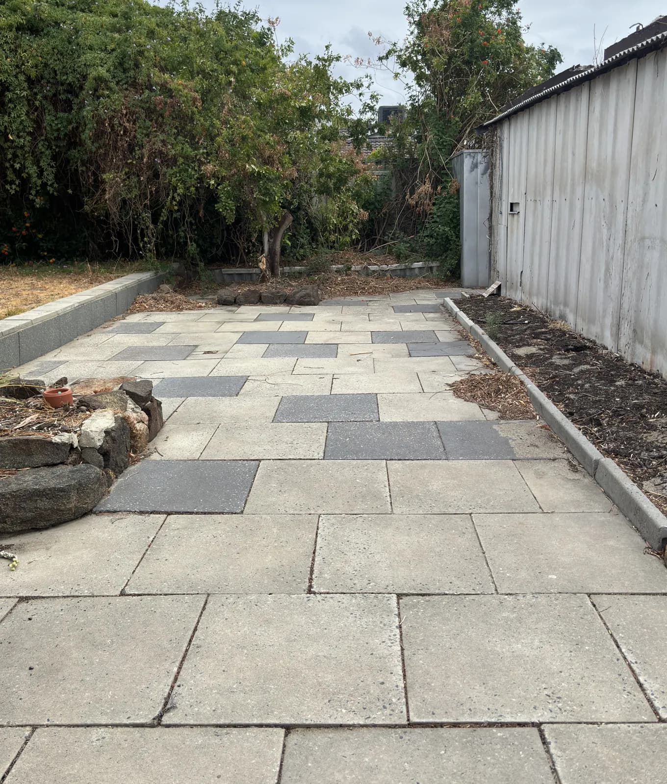 Standard Driveway - Before cleaning